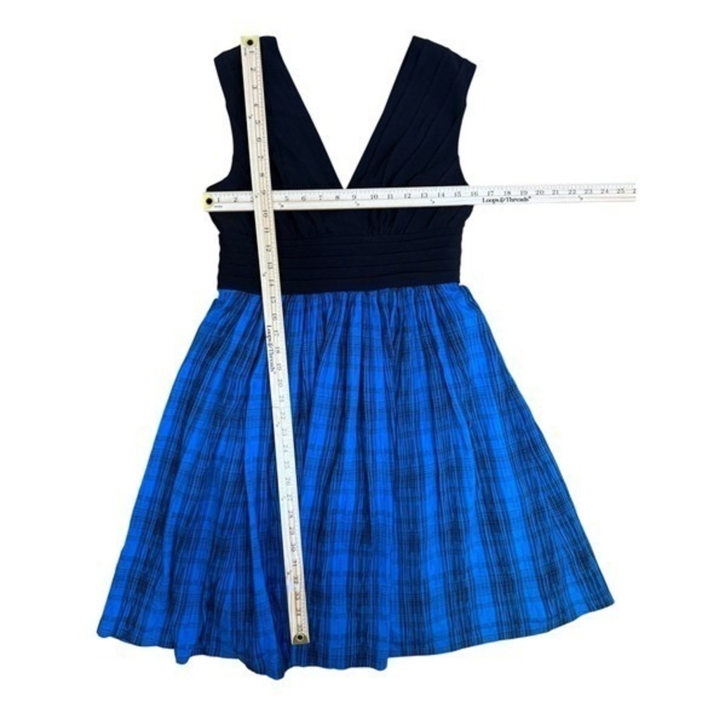 Tracy Reese Fit and Flare Dress 10 Blue Black Plaid Pleated Sleeveless Cocktail - Picture 4 of 6